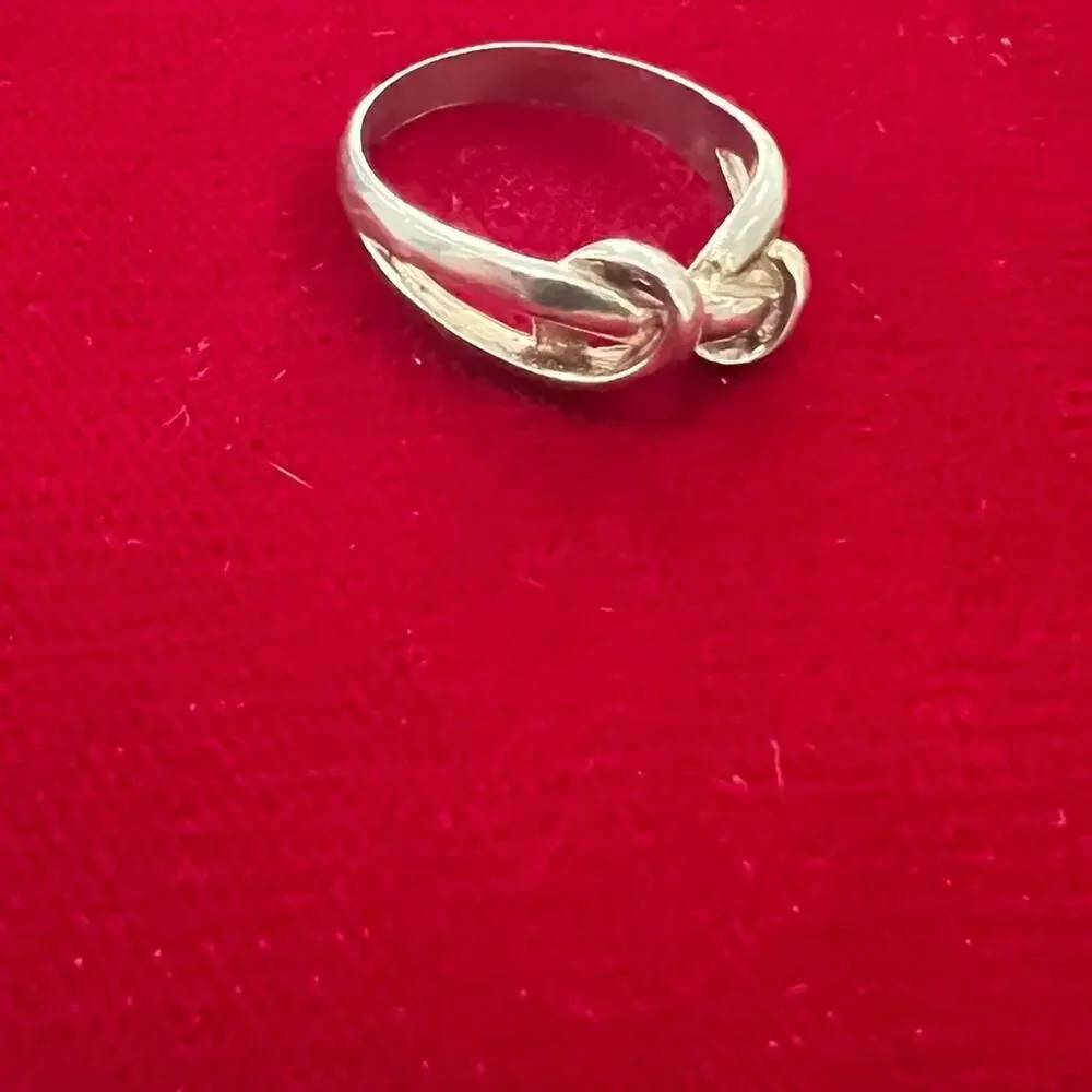 Vintage knot sterling silver ring